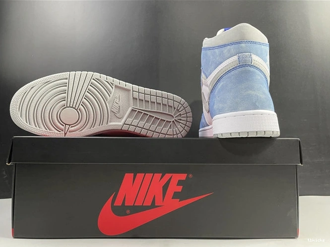 Cheap TB 3603 Hyper Retro 555088- Smoke Royal Jordan1 Sustainable Grey 1016